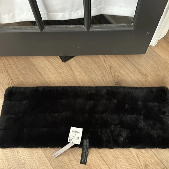 Zara black fur reversible neck warmer nwt ❄️ - Picture 4 of 4